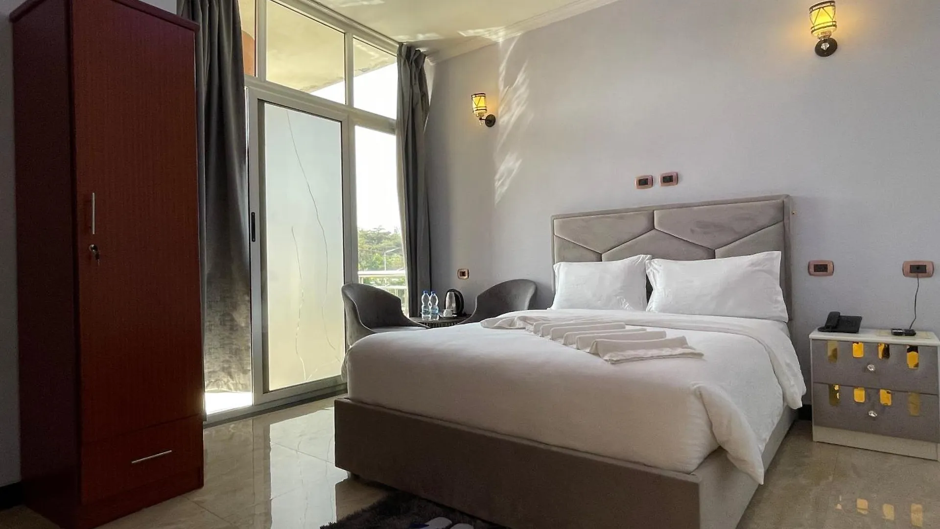 Gillu Hotel Nazrēt